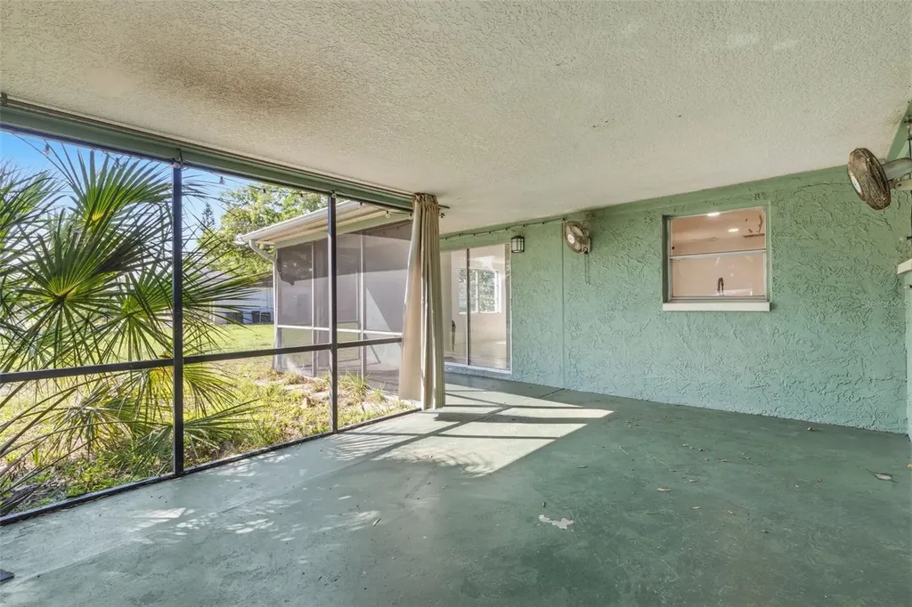 5802 Greenwood Way Holiday FL 34690