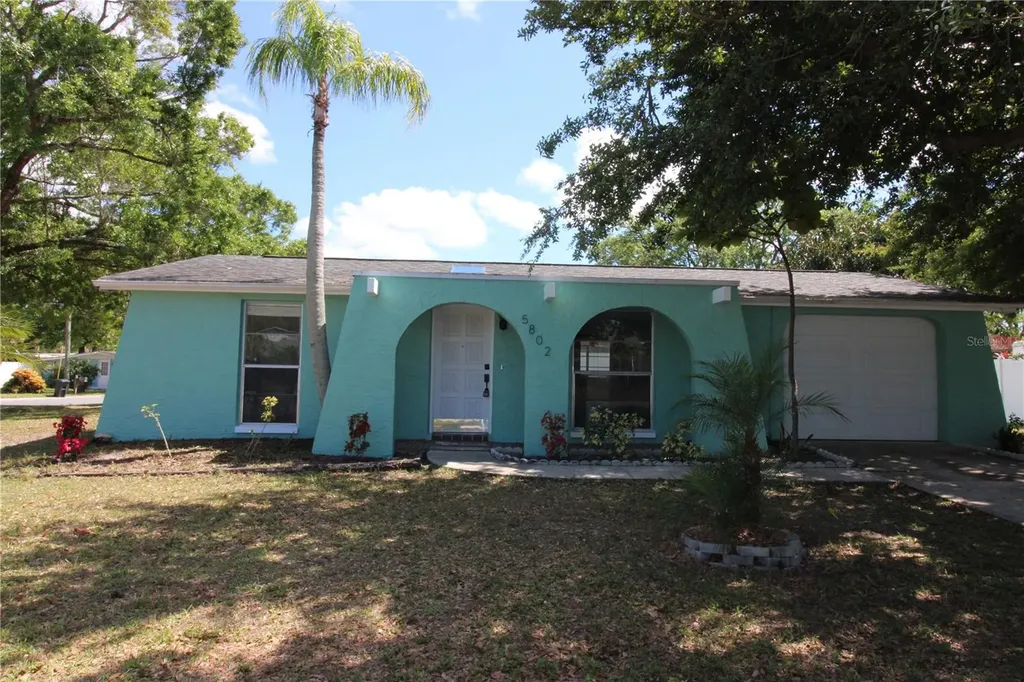 5802 Greenwood Way Holiday FL 34690
