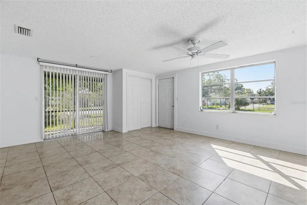5802 Greenwood Way Holiday FL 34690