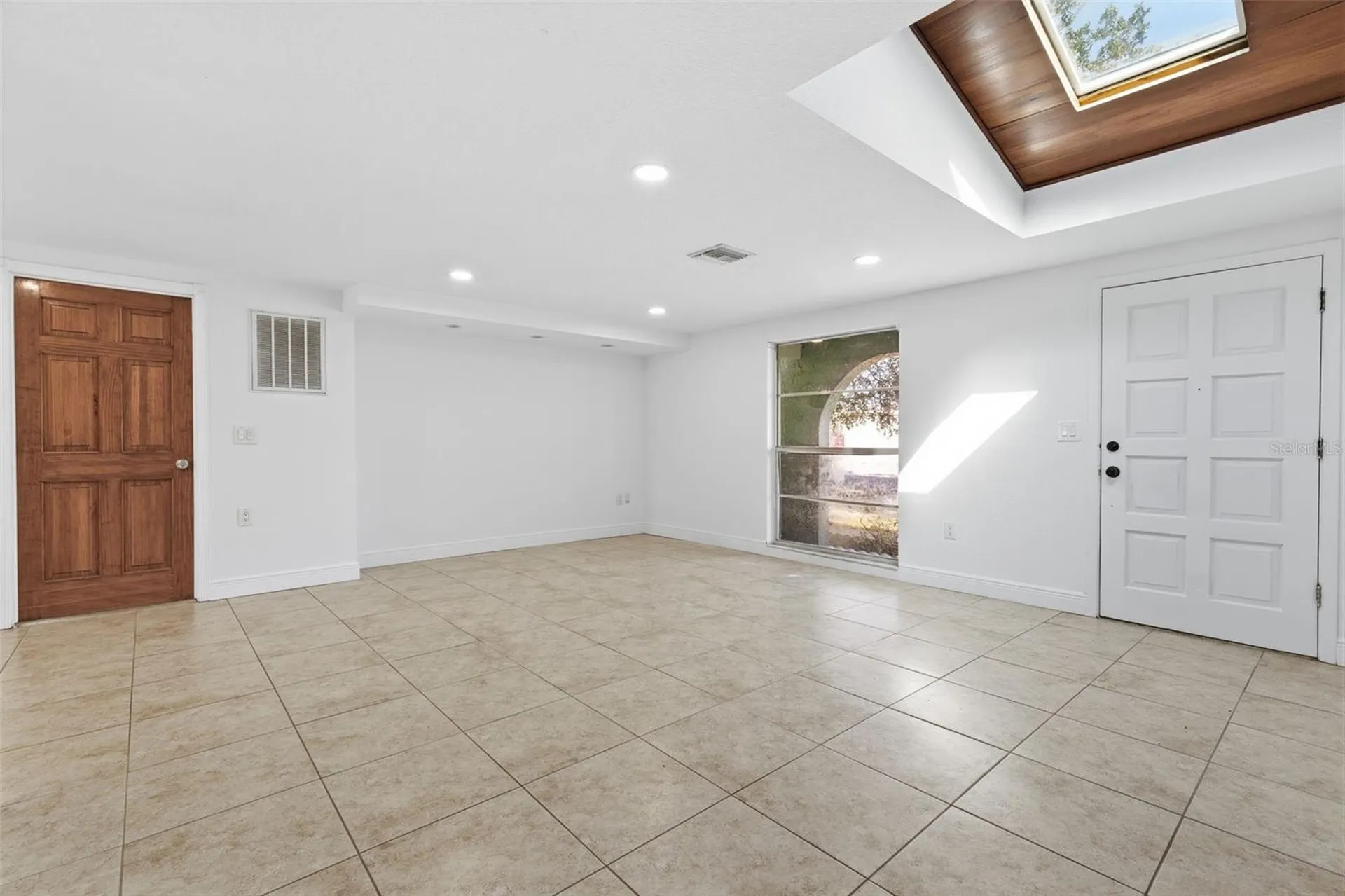5802 Greenwood Way Holiday FL 34690