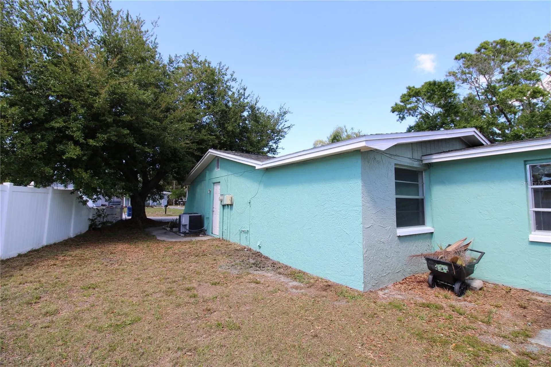 5802 Greenwood Way Holiday FL 34690