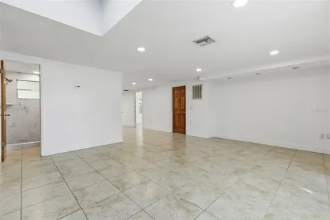 5802 Greenwood Way Holiday FL 34690