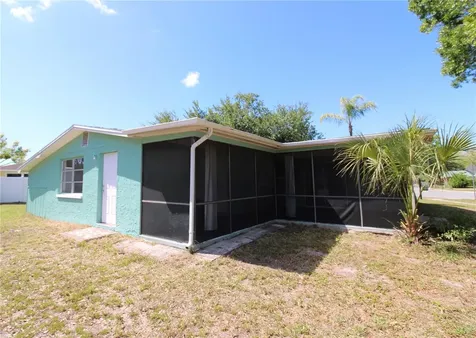 5802 Greenwood Way Holiday FL 34690