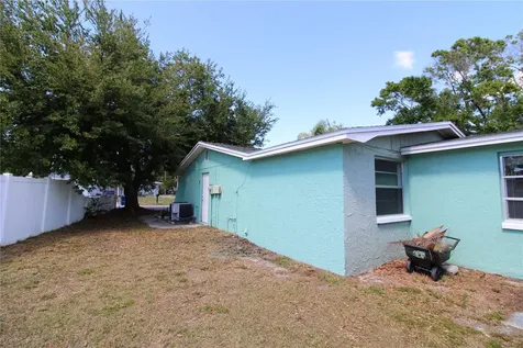 5802 Greenwood Way Holiday FL 34690
