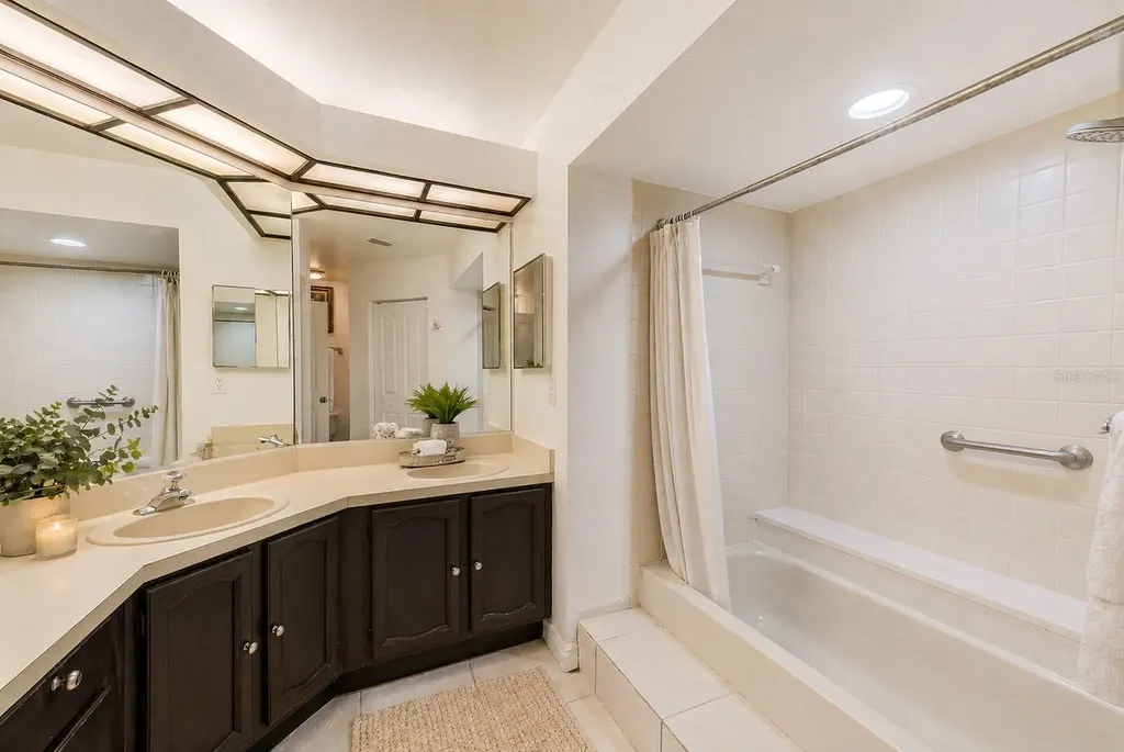 2728 Bentley Drive Palm Harbor FL 34684
