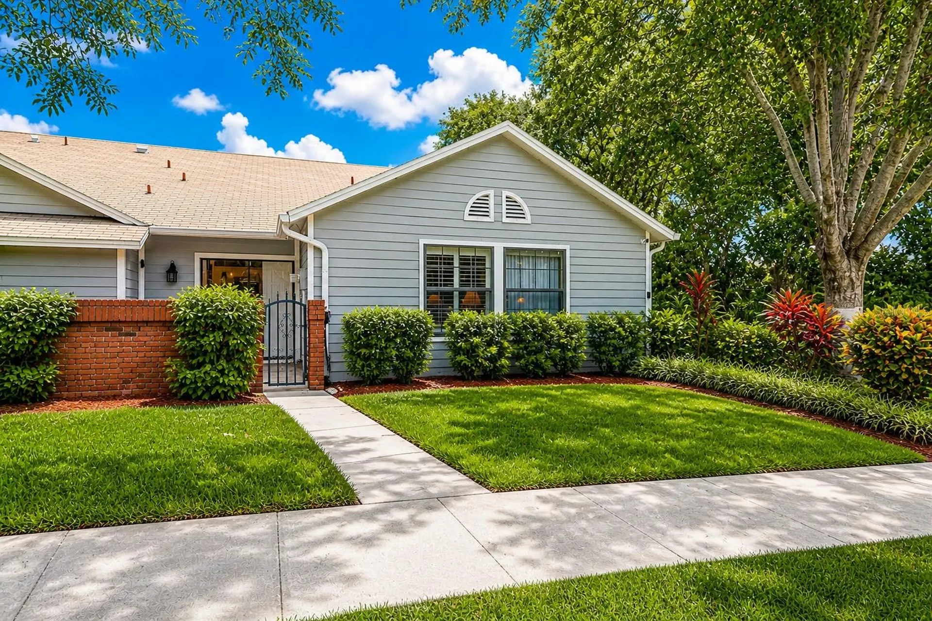 2728 Bentley Drive Palm Harbor FL 34684