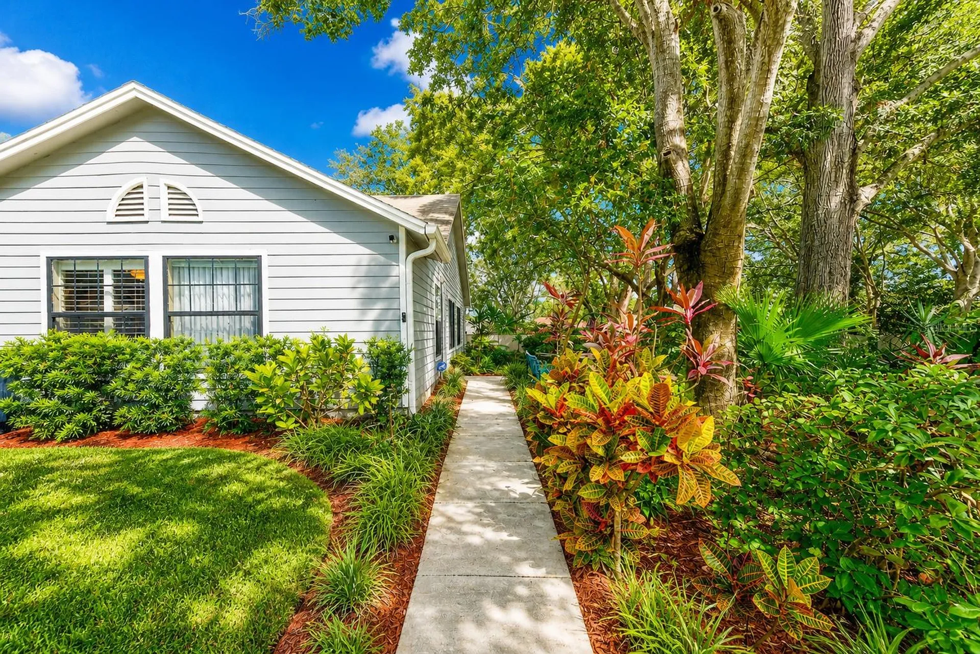 2728 Bentley Drive Palm Harbor FL 34684