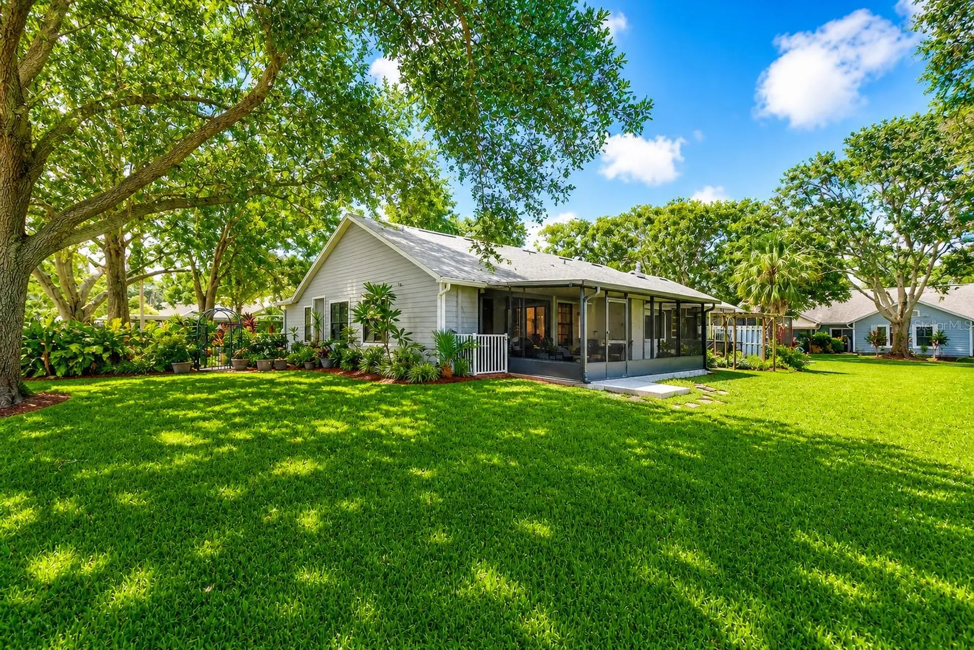 2728 Bentley Drive Palm Harbor FL 34684