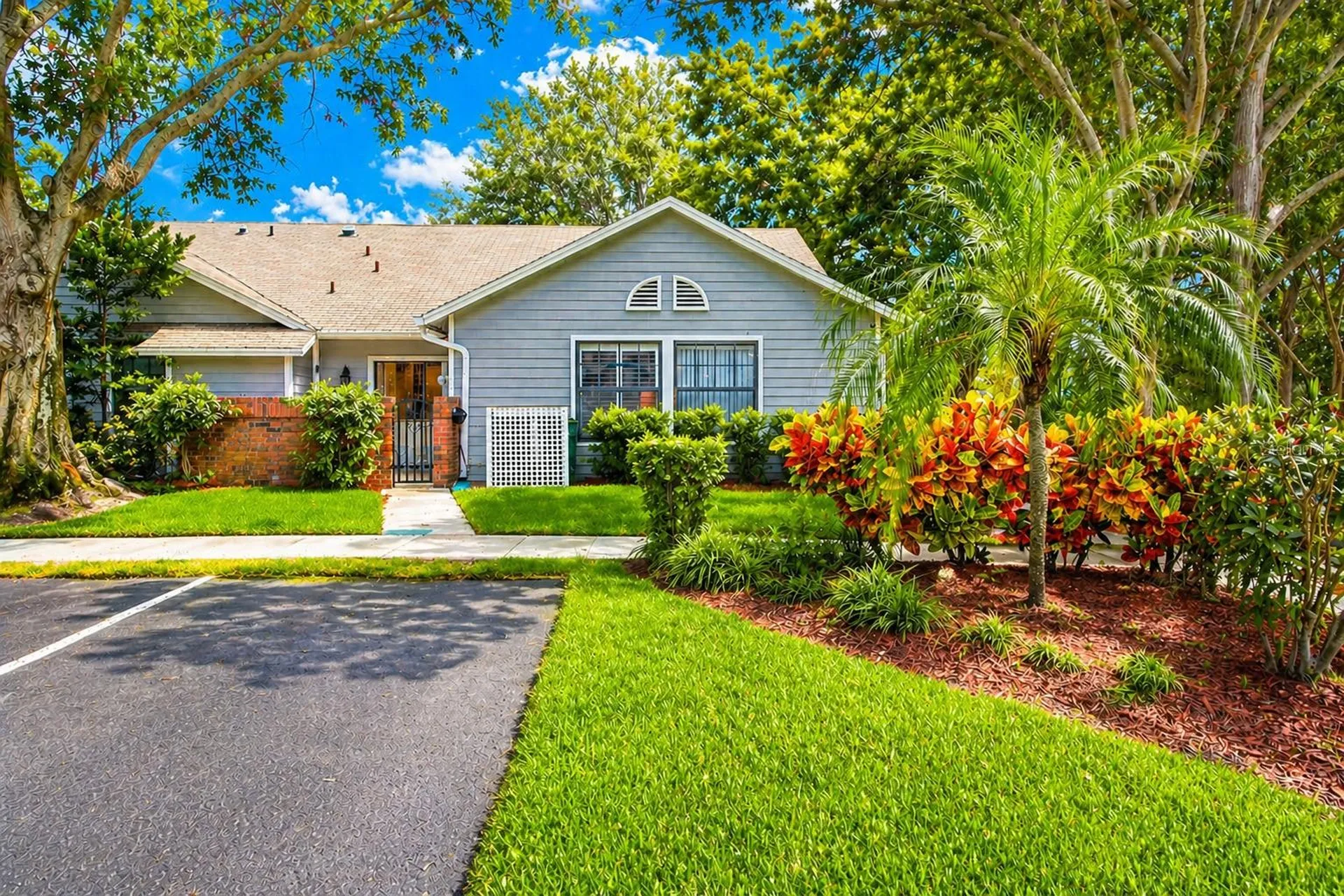 2728 Bentley Drive Palm Harbor FL 34684