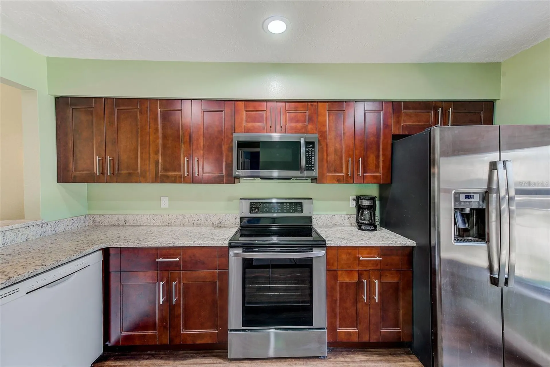 6040 27th Street W Bradenton FL 34207