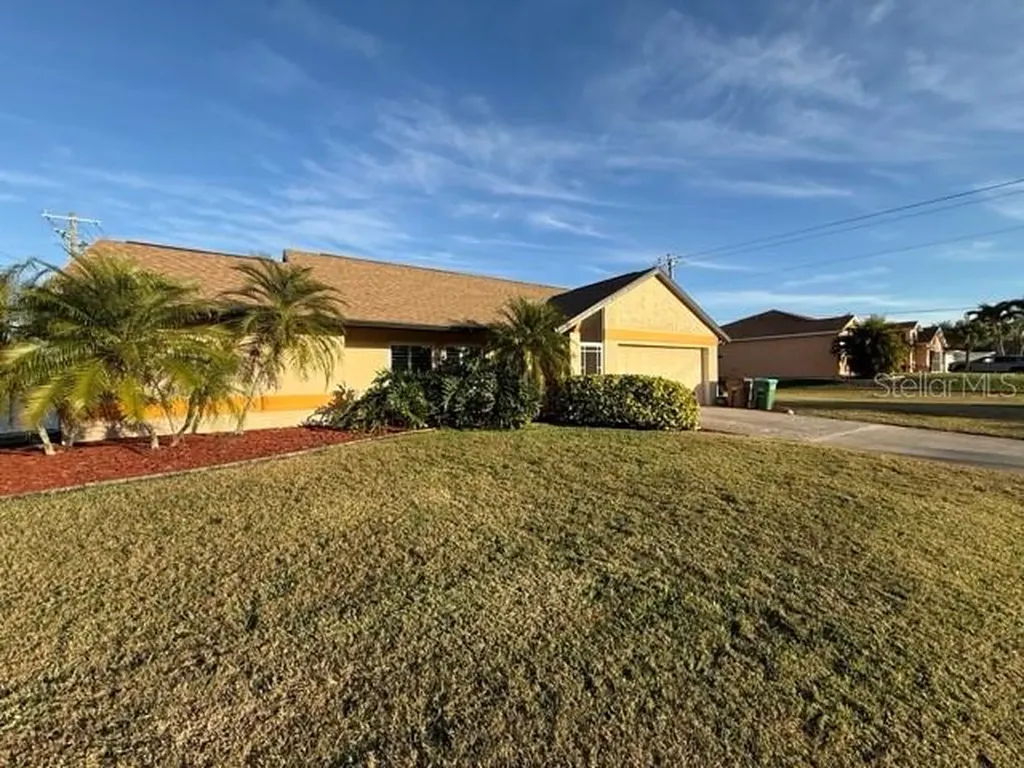 5 SE 20th Place Cape Coral FL 33990