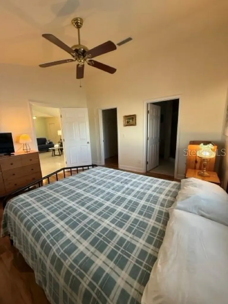 5 SE 20th Place Cape Coral FL 33990