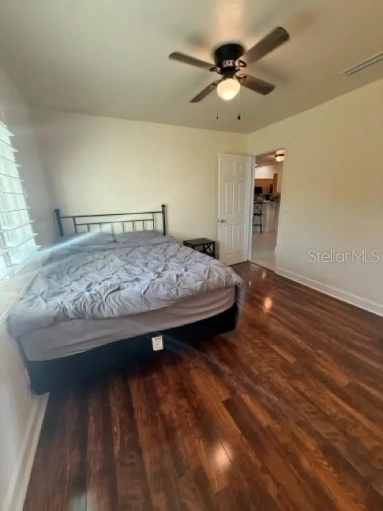 5 SE 20th Place Cape Coral FL 33990