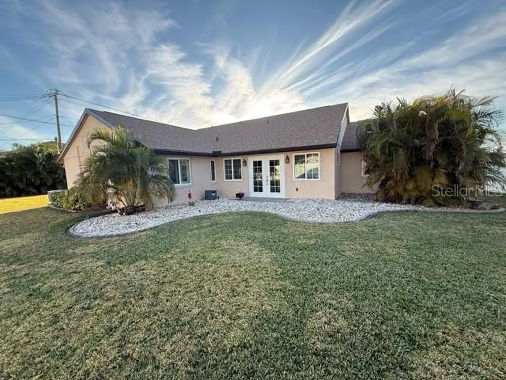 5 SE 20th Place Cape Coral FL 33990