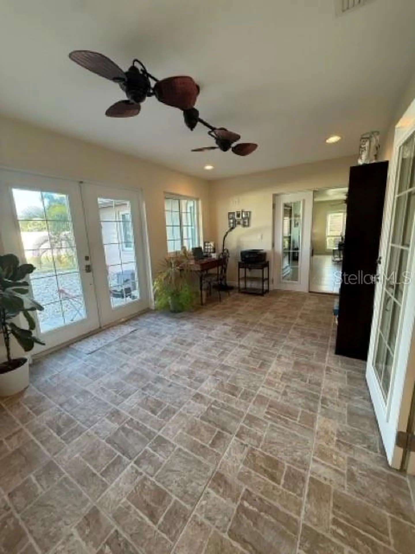 5 SE 20th Place Cape Coral FL 33990