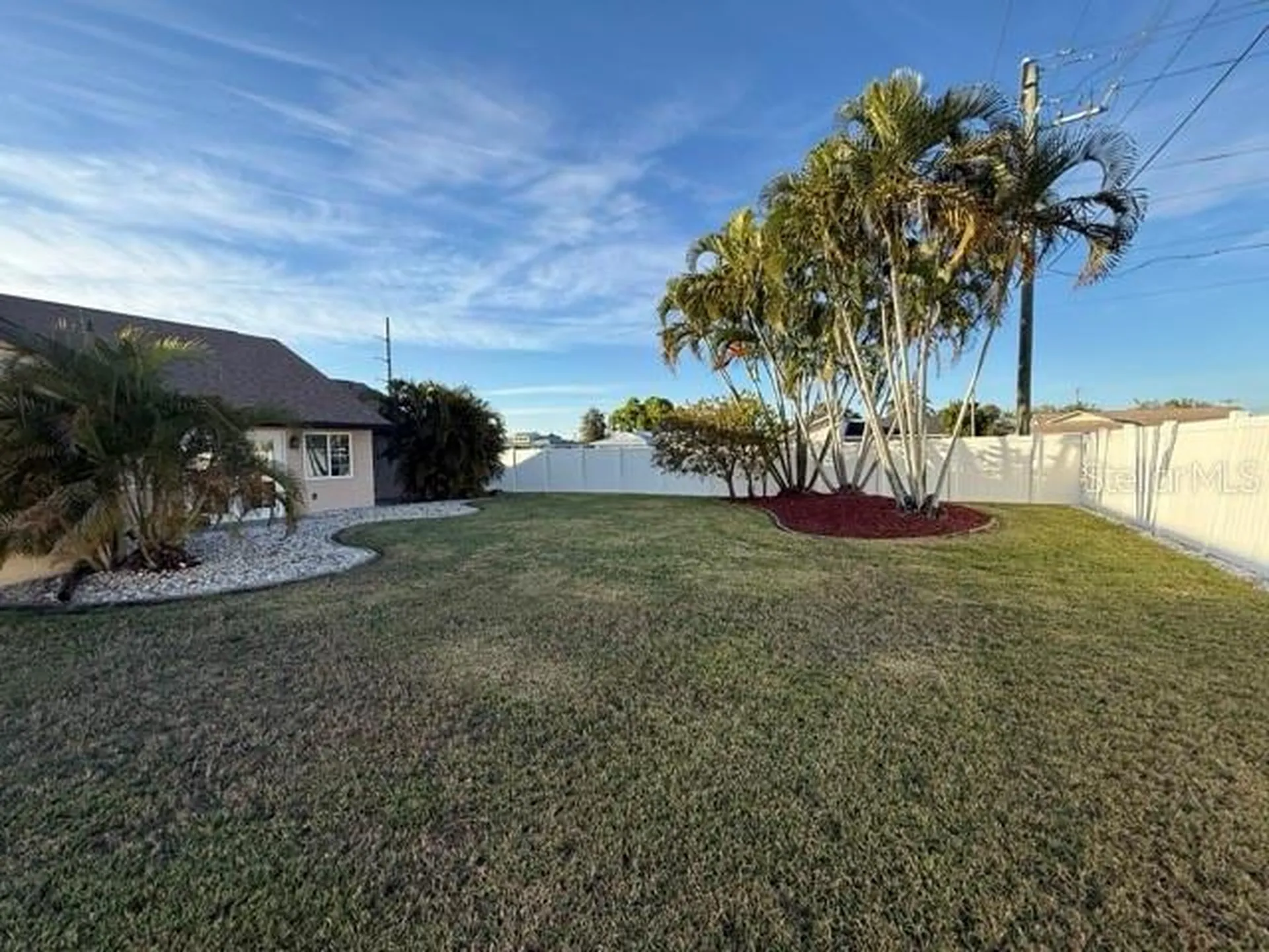 5 SE 20th Place Cape Coral FL 33990