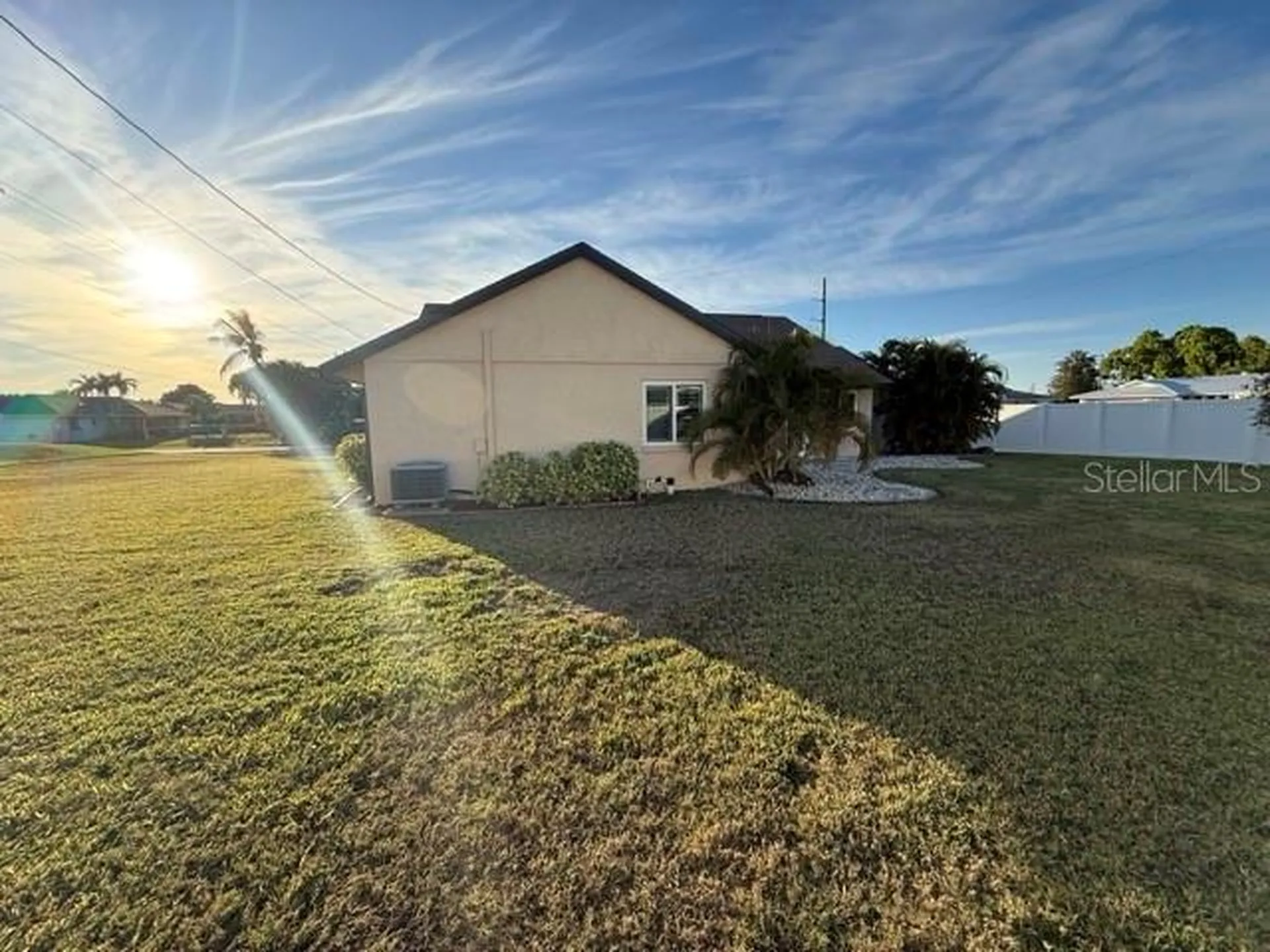 5 SE 20th Place Cape Coral FL 33990