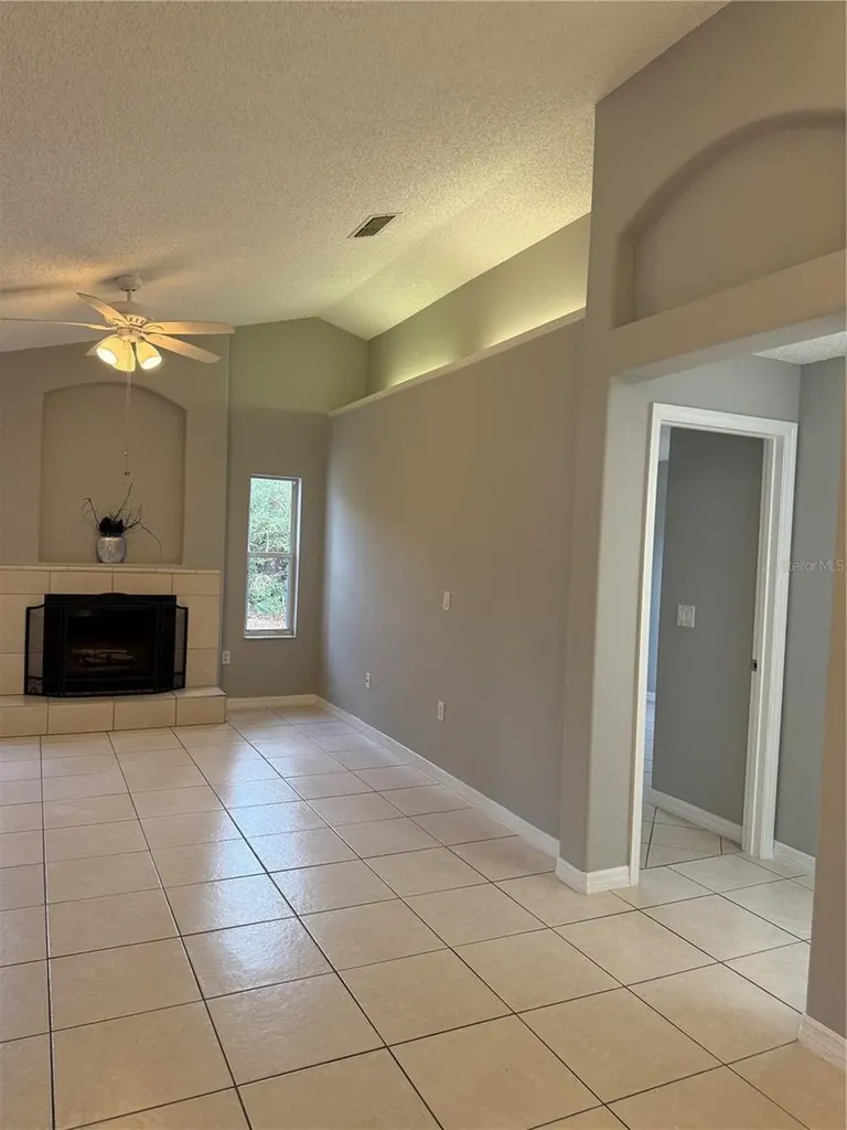 40 Palmyra Lane Palm Coast FL 32164