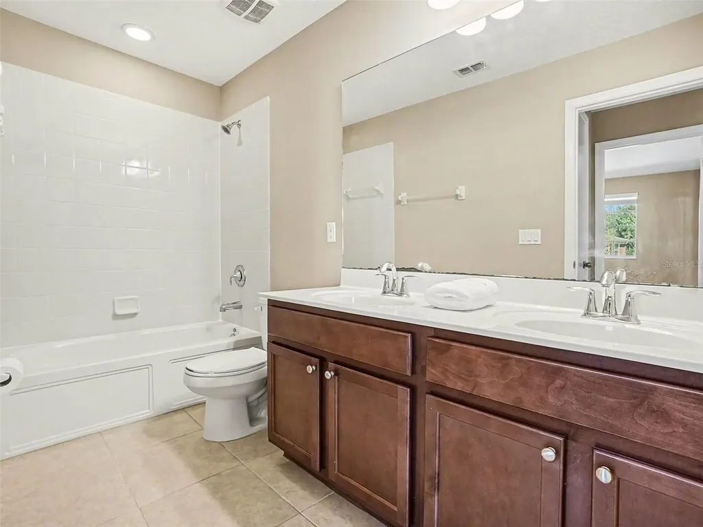 2752 River Landing Sanford FL 32771