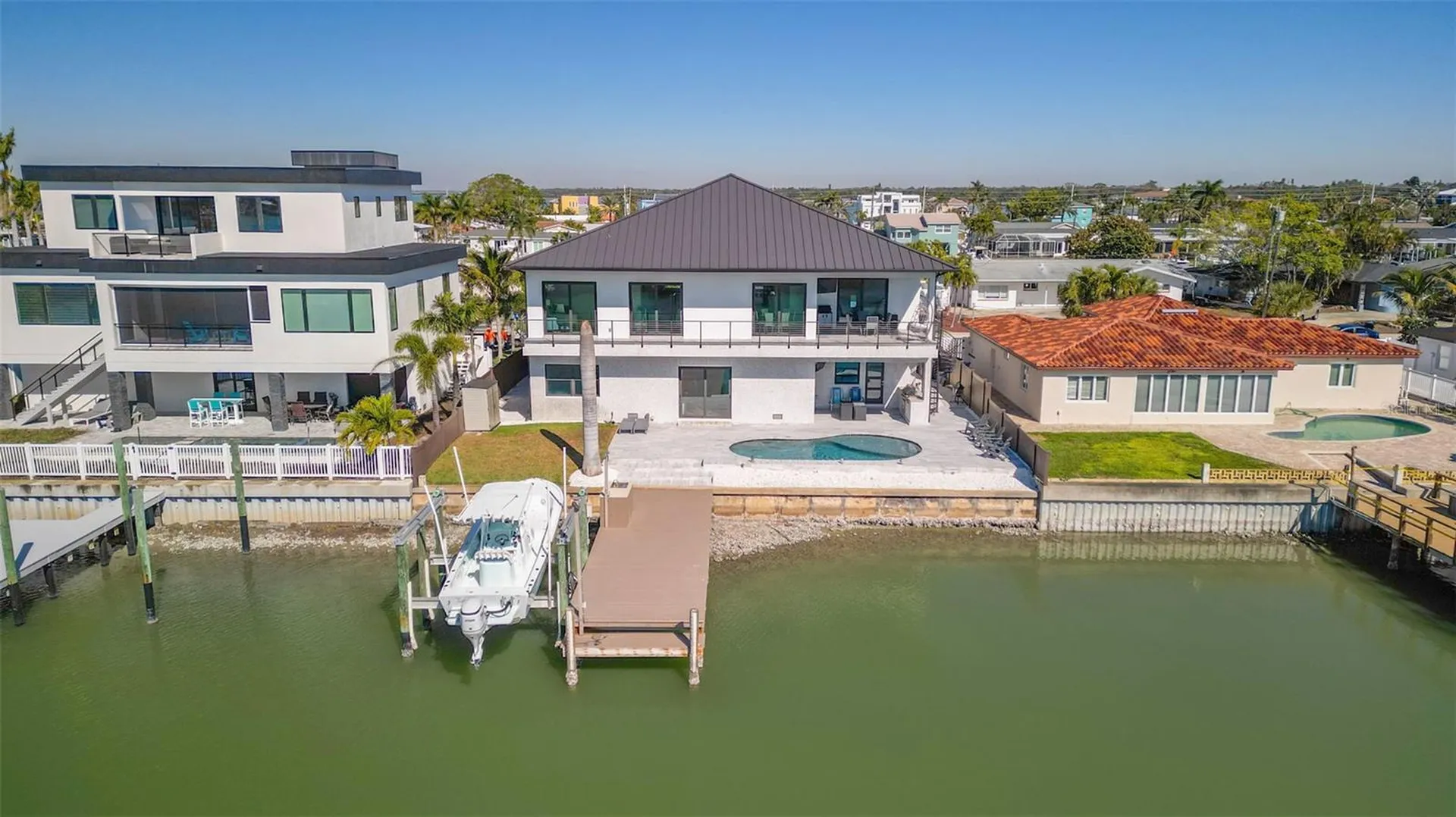 7966 1st Avenue S St Petersburg FL 33707