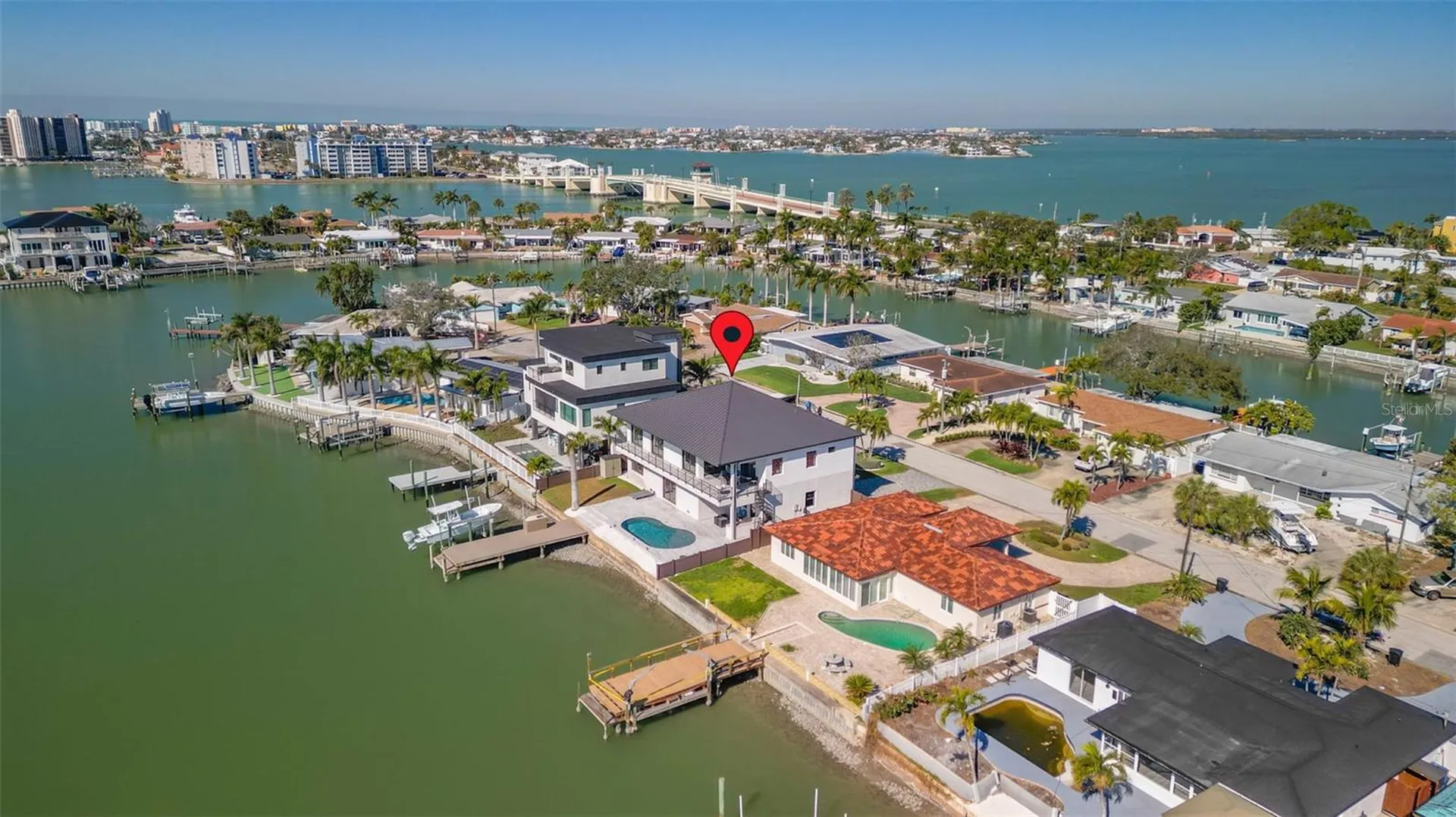 7966 1st Avenue S St Petersburg FL 33707
