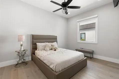 7966 1st Avenue S St Petersburg FL 33707