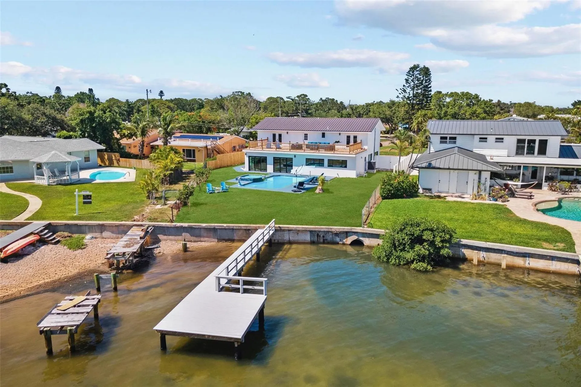380 Colony Point Road S St Petersburg FL 33705