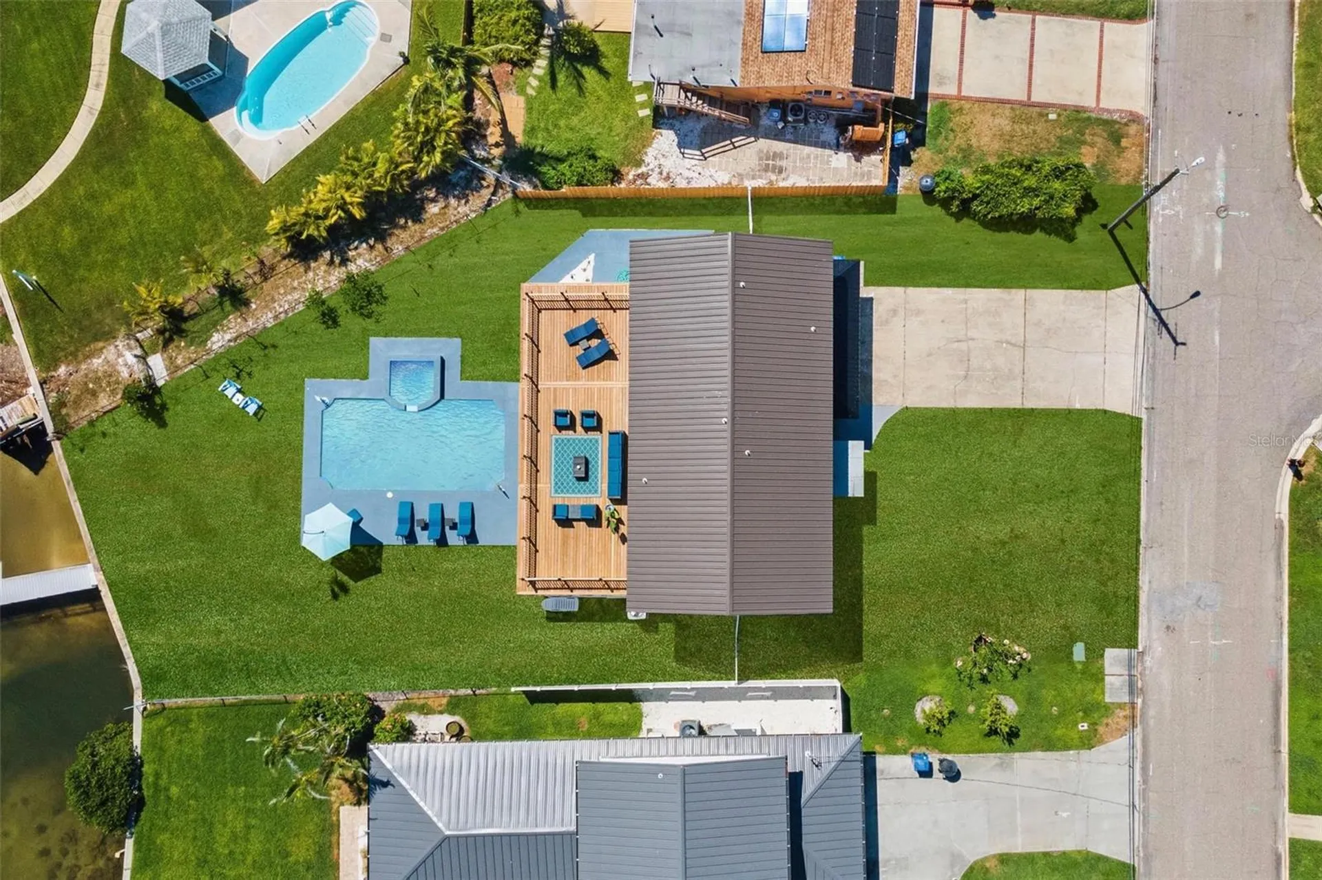 380 Colony Point Road S St Petersburg FL 33705