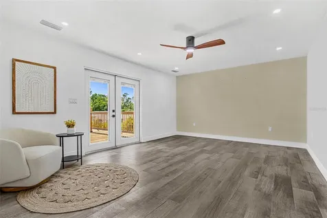 380 Colony Point Road S St Petersburg FL 33705