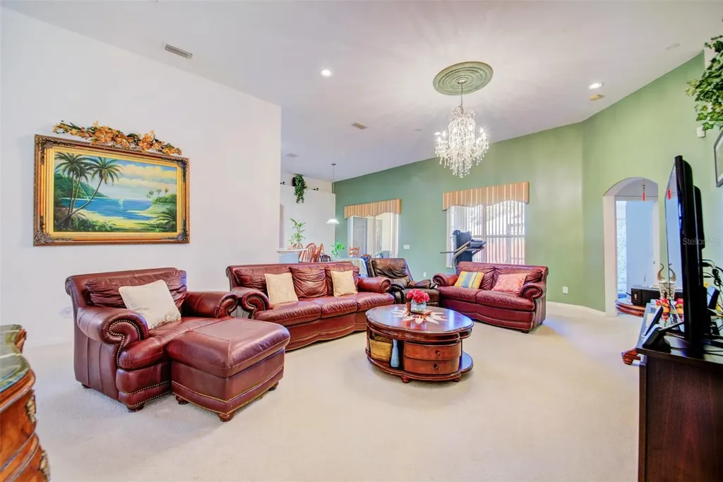 306 Carriage Oak Place Seffner FL 33584