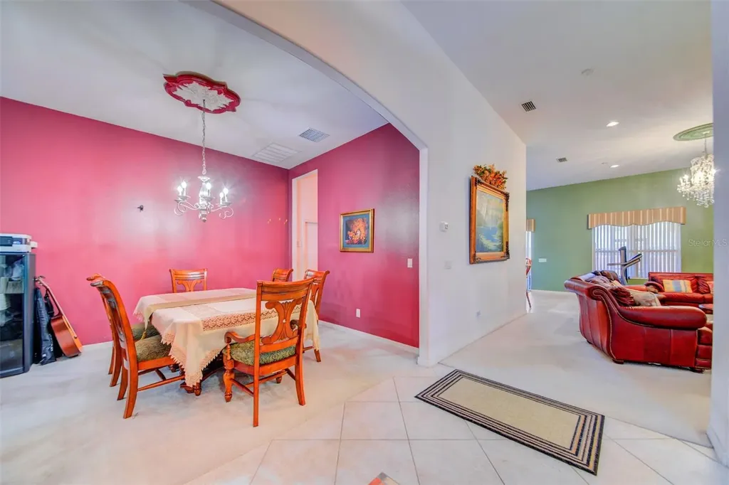 306 Carriage Oak Place Seffner FL 33584