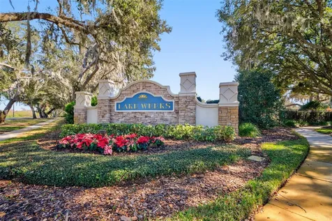 306 Carriage Oak Place Seffner FL 33584