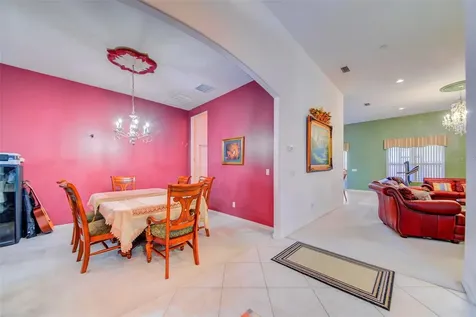 306 Carriage Oak Place Seffner FL 33584