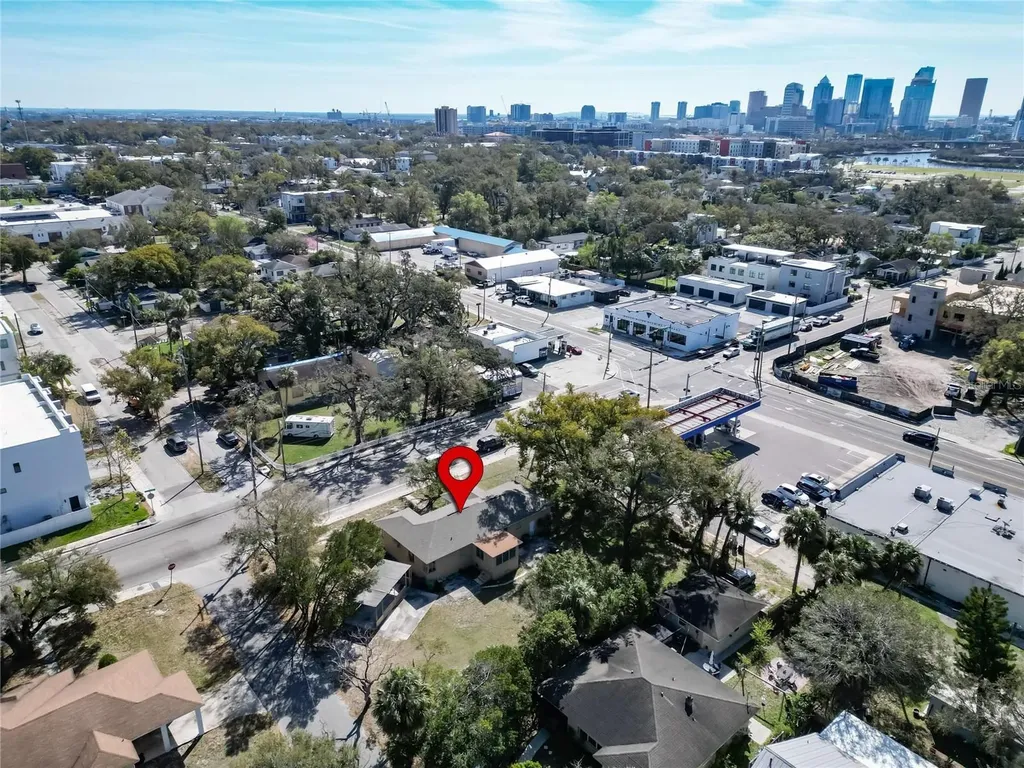 2606 N Boulevard Tampa FL 33602