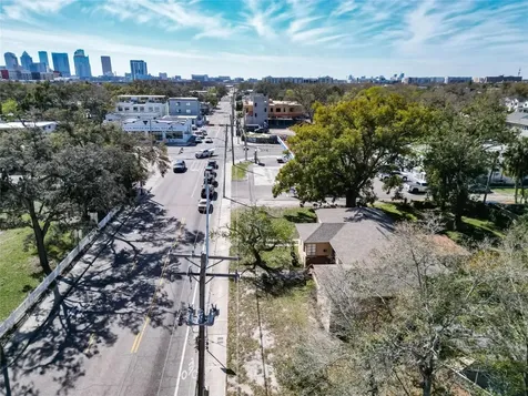 2606 N Boulevard Tampa FL 33602