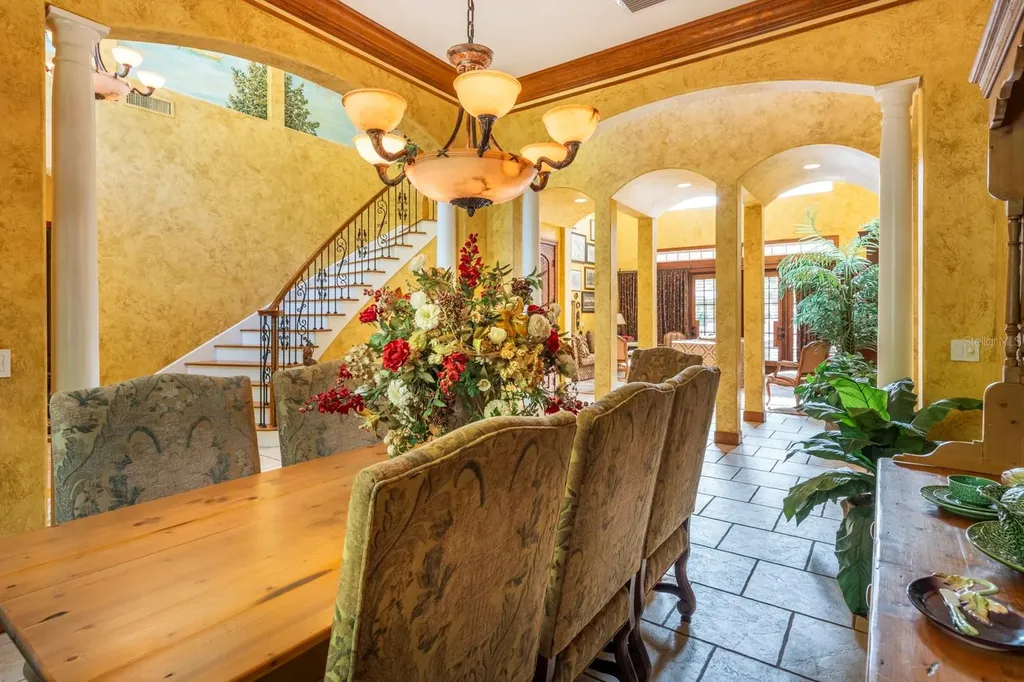 543 Isleworth Close Tarpon Springs FL 34688