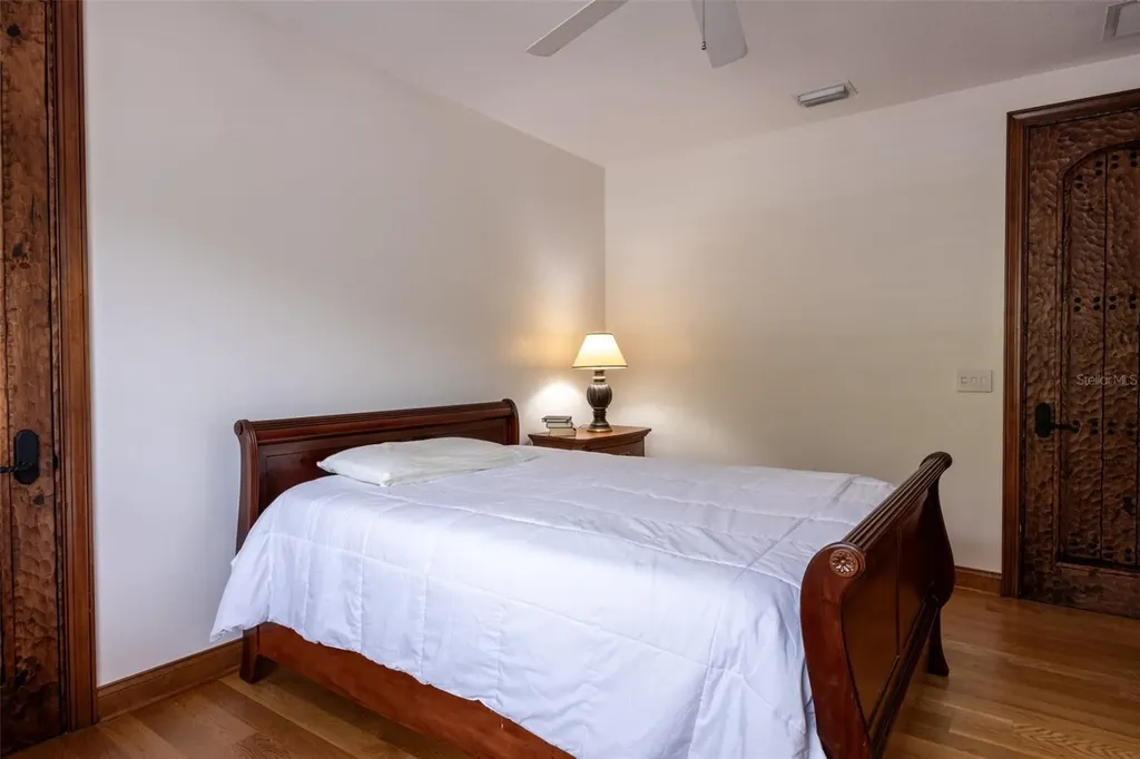 543 Isleworth Close Tarpon Springs FL 34688