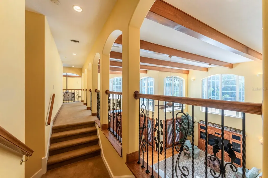 543 Isleworth Close Tarpon Springs FL 34688