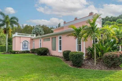 543 Isleworth Close Tarpon Springs FL 34688