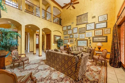 543 Isleworth Close Tarpon Springs FL 34688