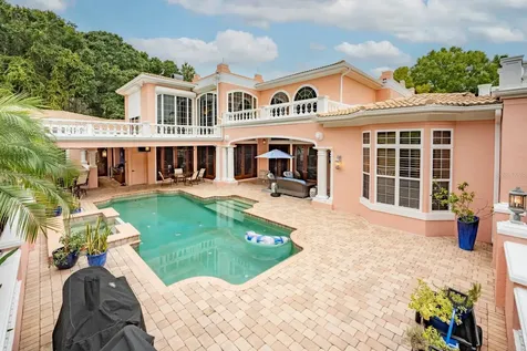 543 Isleworth Close Tarpon Springs FL 34688
