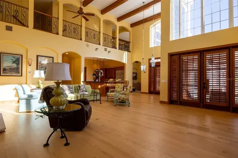 543 Isleworth Close Tarpon Springs FL 34688