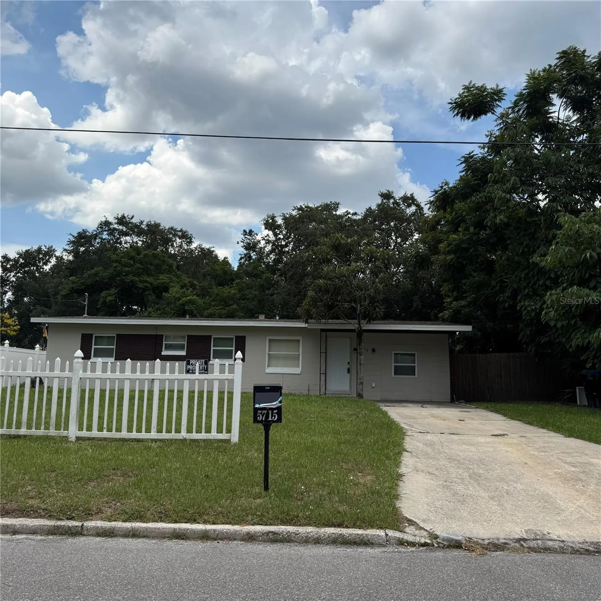 5715 Elon Drive Orlando FL 32808