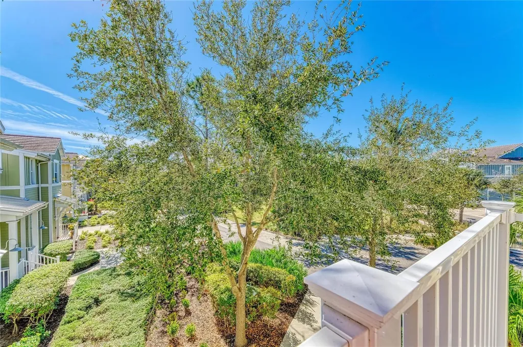 267 Sapphire Lake Drive Bradenton FL 34209