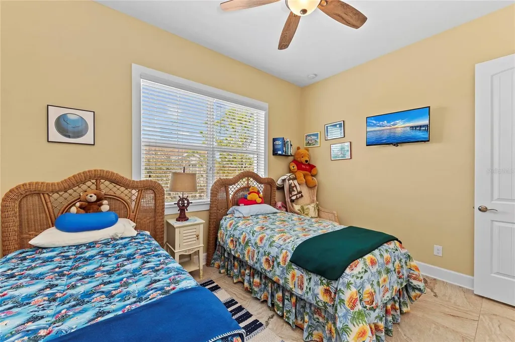 267 Sapphire Lake Drive Bradenton FL 34209