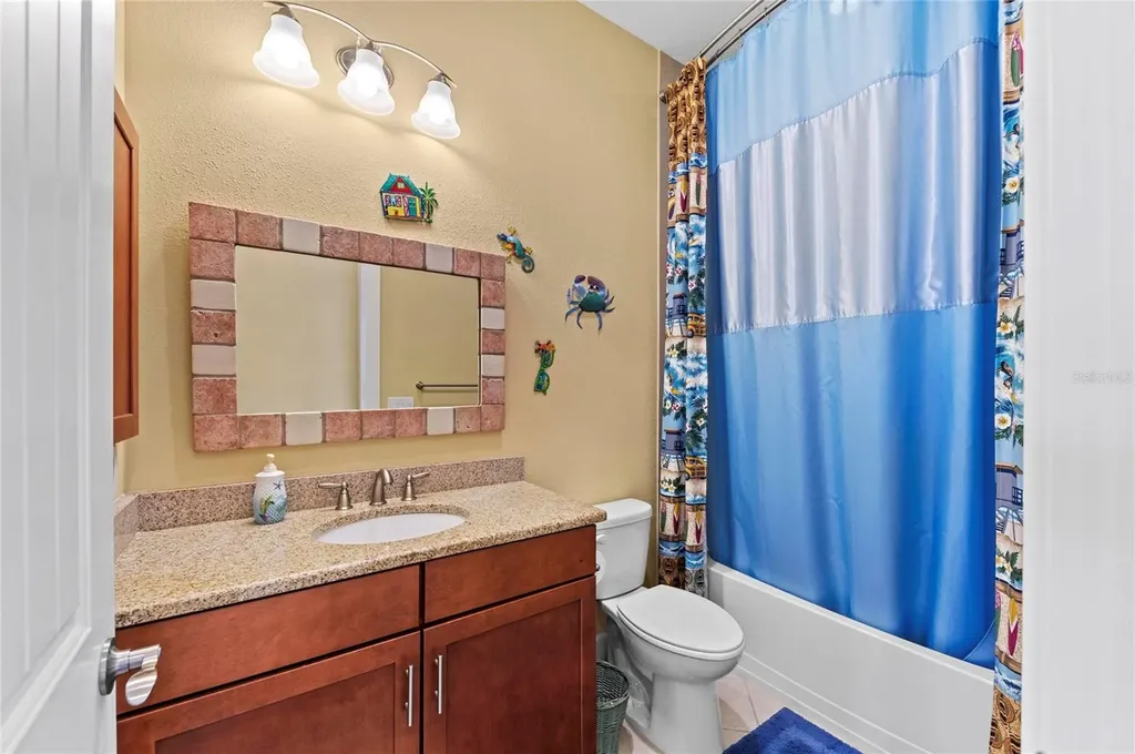 267 Sapphire Lake Drive Bradenton FL 34209