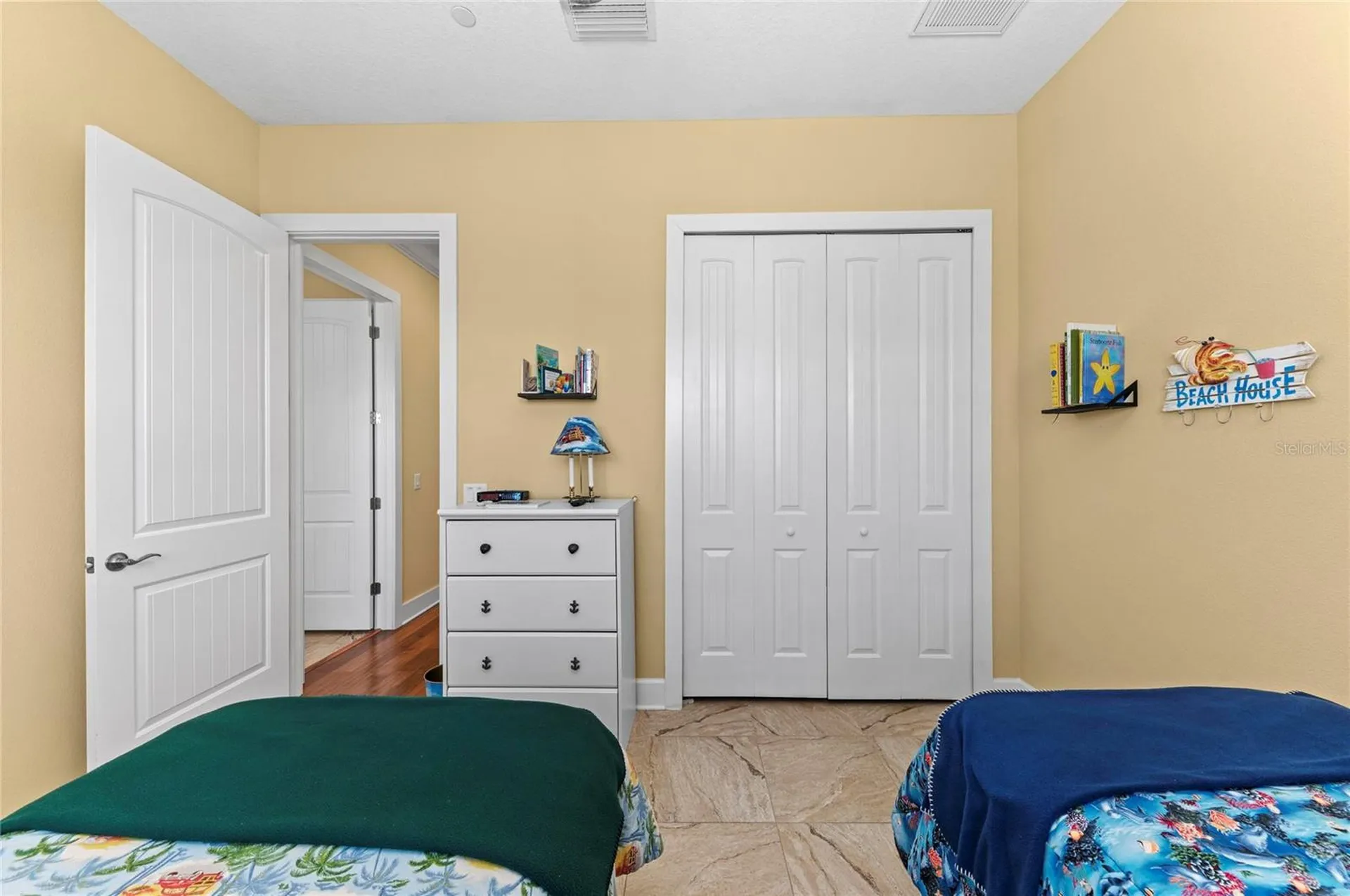 267 Sapphire Lake Drive Bradenton FL 34209