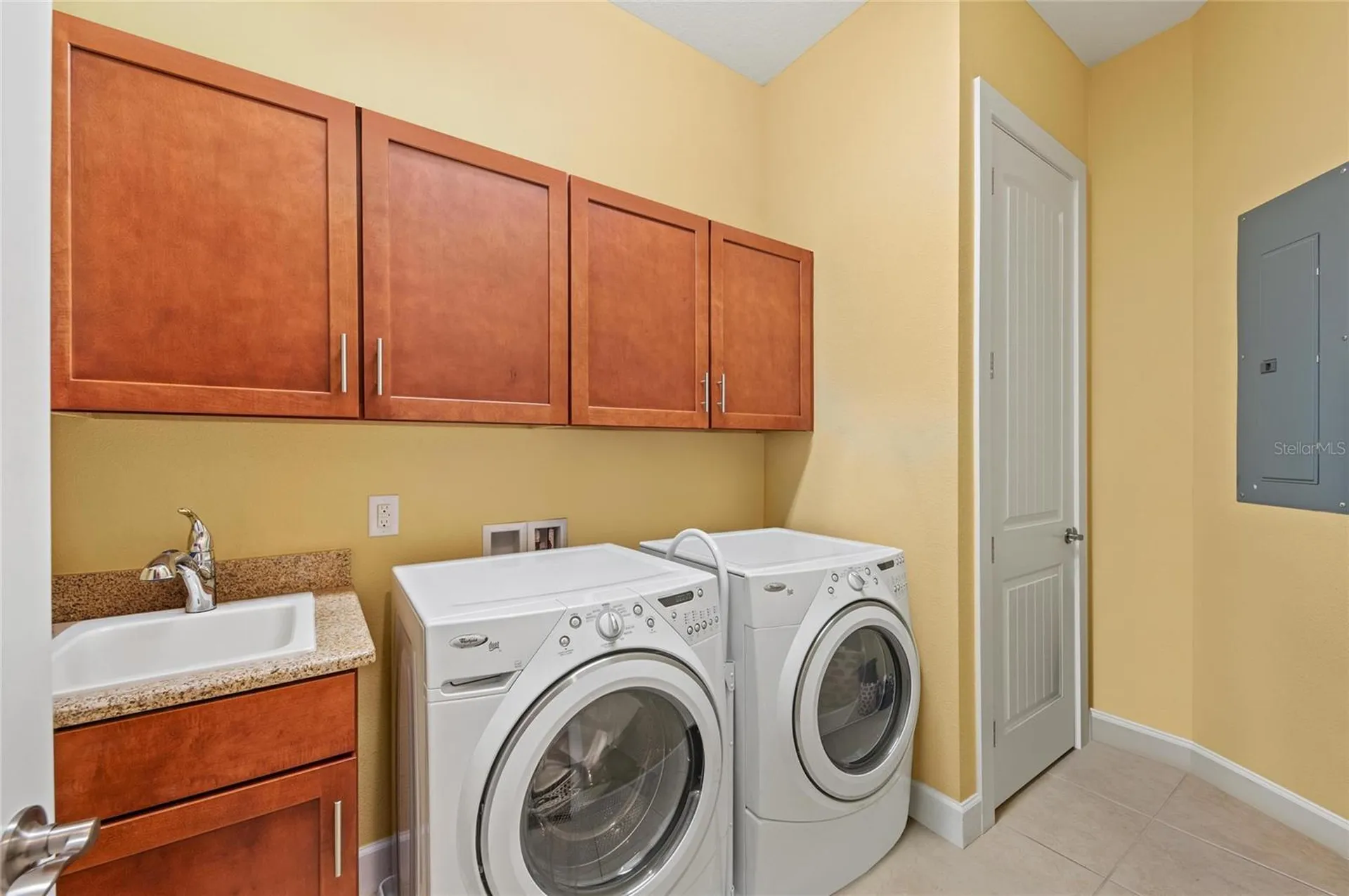 267 Sapphire Lake Drive Bradenton FL 34209