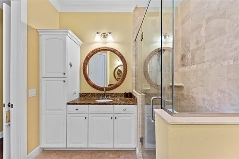 267 Sapphire Lake Drive Bradenton FL 34209