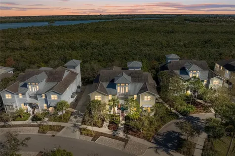 267 Sapphire Lake Drive Bradenton FL 34209